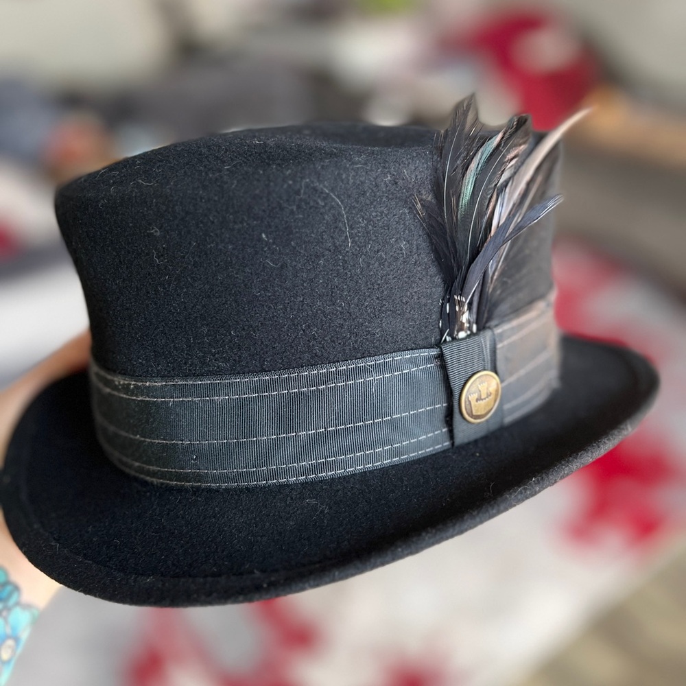 Goorin Bros Carriage Top Hat with Feather Detail- Medium